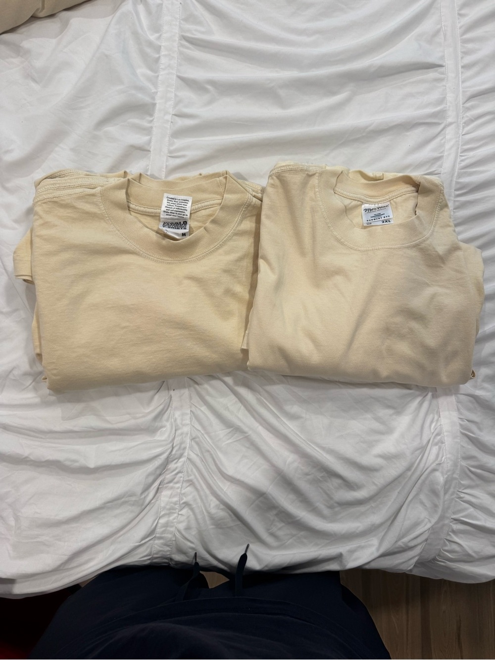 (6 shirt bundle)4 medium / 2-2x Cream Crew Neck Men’s T-Shirt Shaka wear